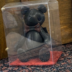 【プレミアムベア】ヒグマ革とツキノワグマ革で職人が作り上げた「ベルズベアプレミアム」限定1点