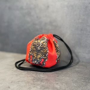 ポスト投函★送料無料★ 【S】チベタン柄 チベタンボディ ミニ巾着 アップルレッド 小物入れ 小銭入れ トラ柄 タイガー ネック巾着 紐 大人 子供 お揃い