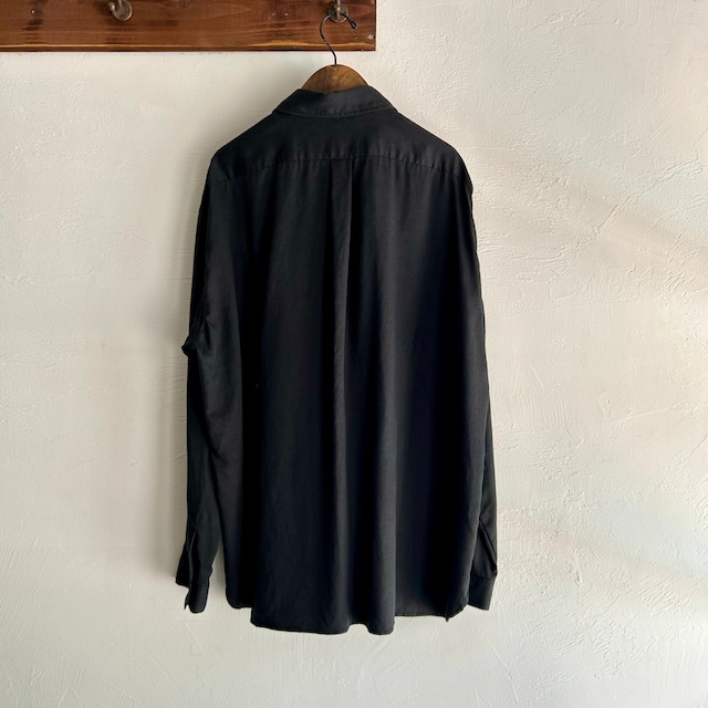 Over easy shirt black