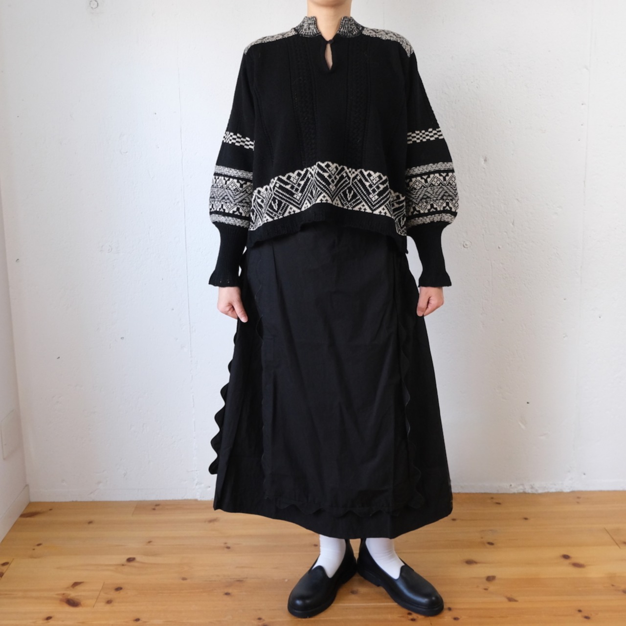 ASEEDONCLÖUD(アシードンクラウド)Seiyako jacquard blouse (off white/black) ジャガードニット