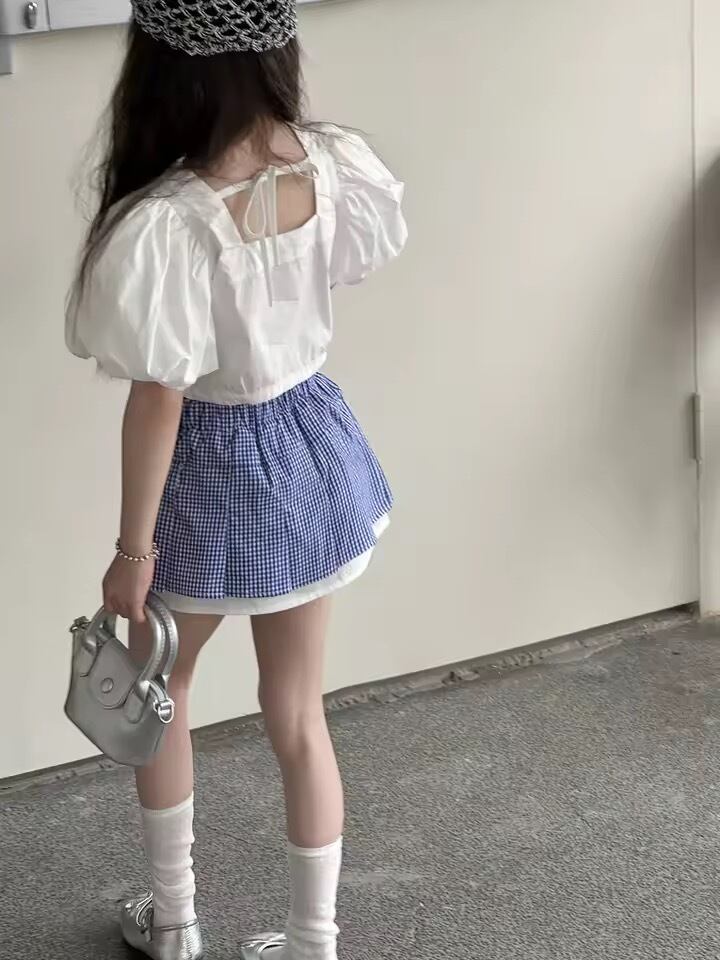 ×××刺繍ブルーチェックスカート