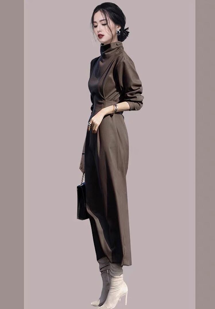 はな♡新品☆ストレッチタートルロングワンピース　フリーサイズ　高見え セール】 【洗える】CALDANA / タートルネックロングドレス