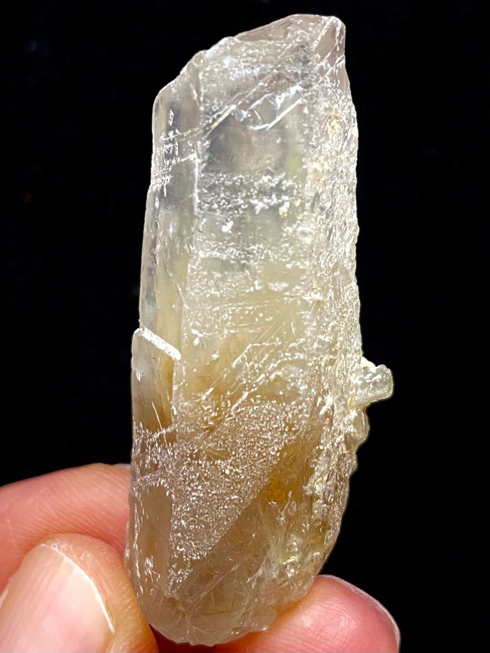 39) 高千穂天岩戸水晶・安らぎ