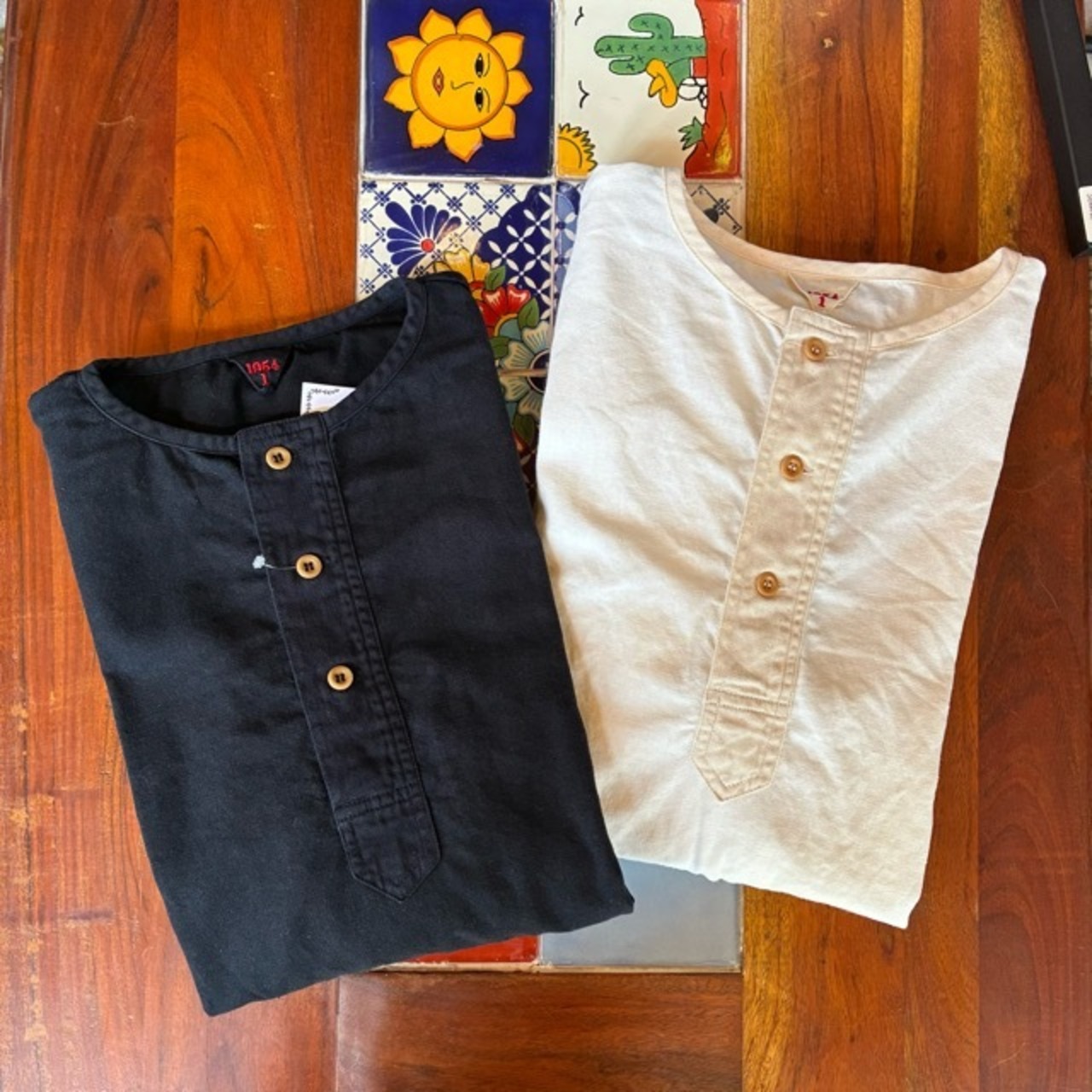 French type Linen cotton Henley shirt L/S White　フランスタイプ　リネンコットンヘンリーネックシャツ　ホワイト　L/S　ファッション　ユニセックス　軍物　フランス軍　ミリタリー　長袖　インナー　ブラウス