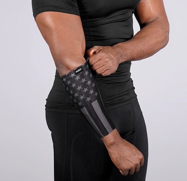 【SM】フォアアームスリーブ SLEEFS 片腕用 アメリカンフラッグ