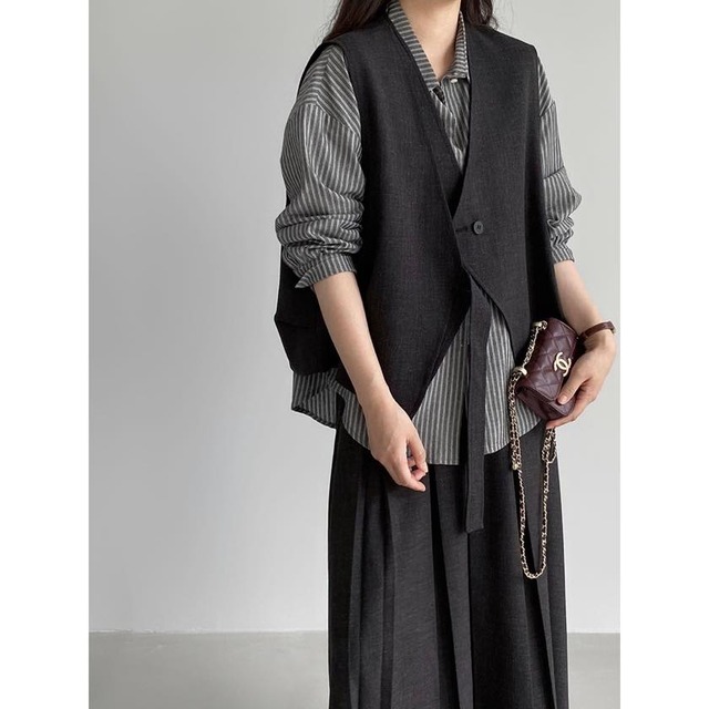 waist-tie V-neck tailored vest