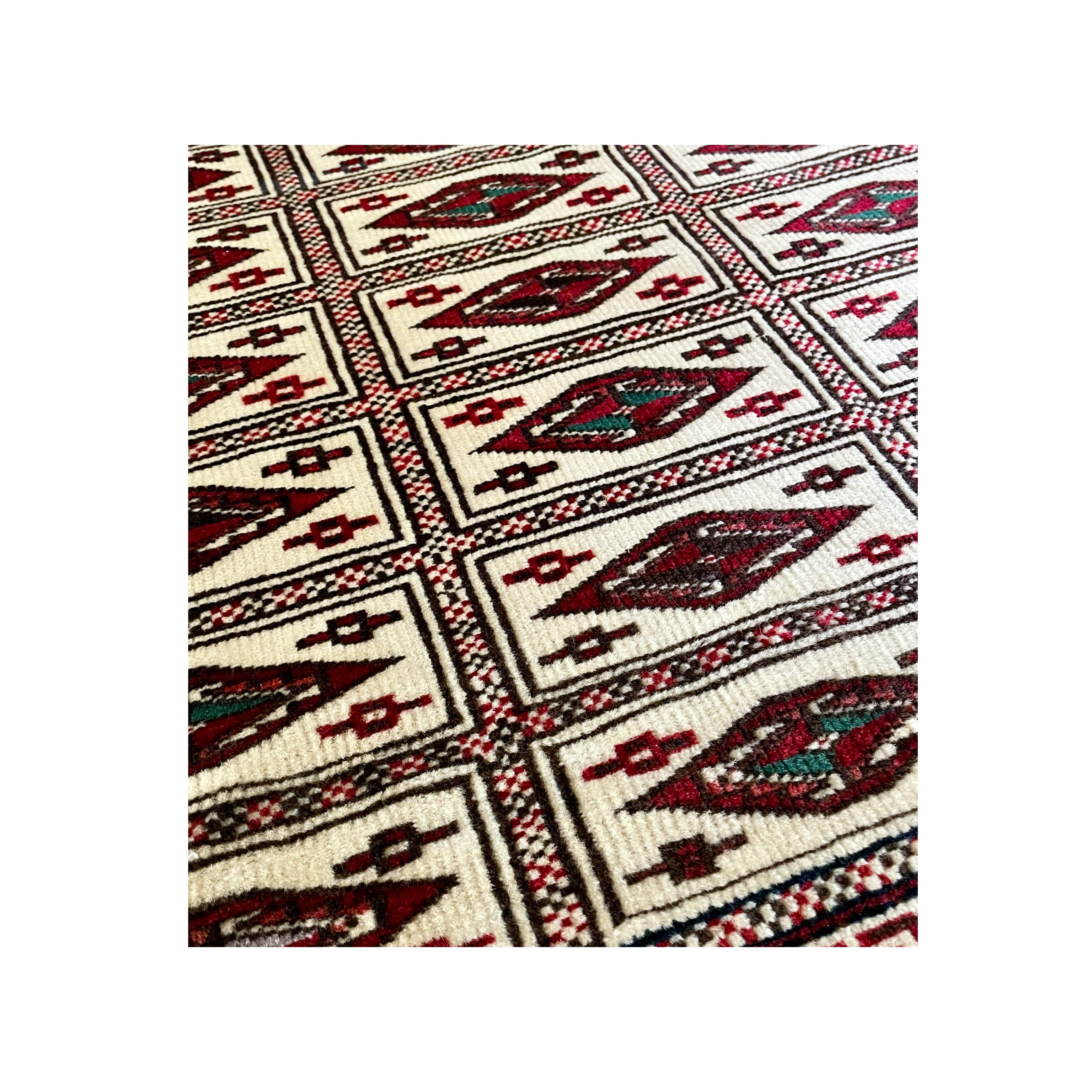 T0154 Vintage rug 78 × 114cm ヴィンテージラグ トルコ絨毯