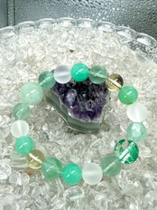 癒しの石＋ミニクラスター（約15〜15.5cm）