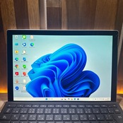 \ 公式ショップ限定価格❣️/ 美品《LTEモデル》Surface Pro 5 プラチナ 2in1 タッチパネル式 メモリ4GB SSD128GB ノートパソコン 安心サポート&3ヶ月保証付き