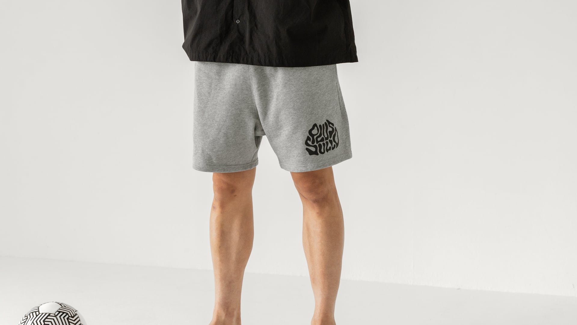 PLUS SULLO FLEECE SHORTS（全2カラー）1642201019 | sullo