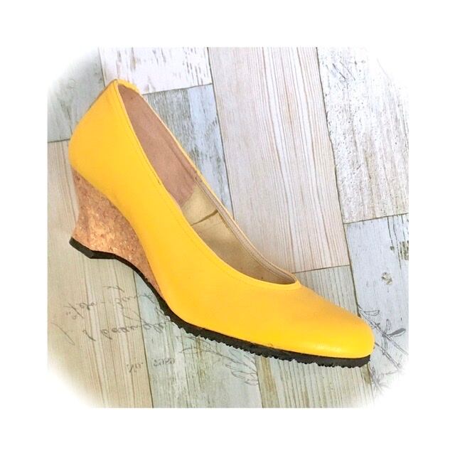 シャーリングラウンドトゥパンプス