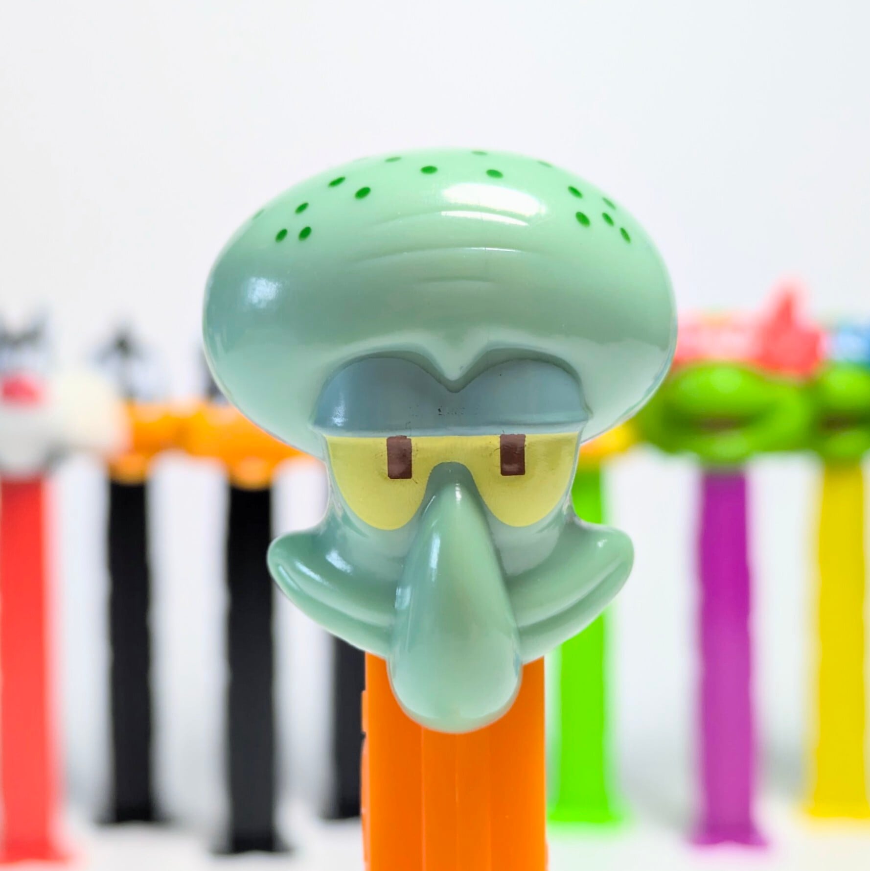 ☆ VINTAGE2008 ☆【 SpongeBob SquarePants ( スポンジボブ )  】『 イカルド 』PEZ / ペッツ / CANDY&DISPENSER  〚アメリカン雑貨 アメトイ〛