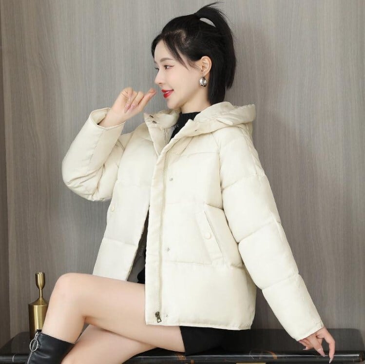 ミニ丈アウター✨冬のお出かけにぴったり♡女子会デートも暖かく！ レディース コート アウター 上着 ショート フード ファスナー