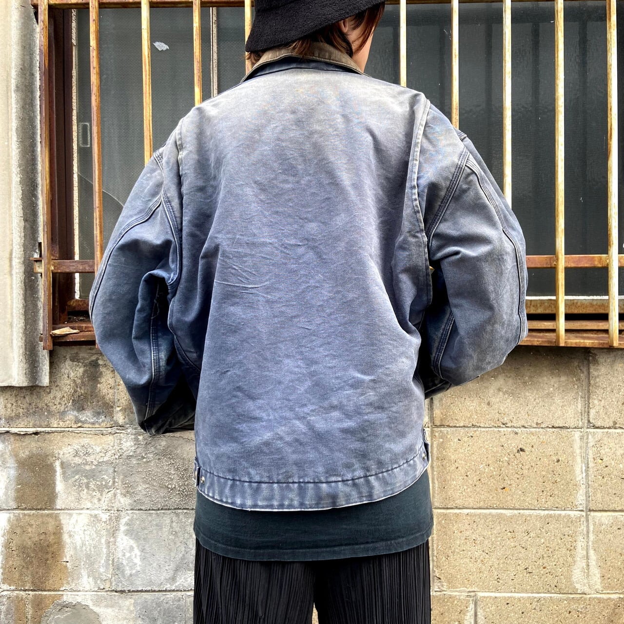 ビッグサイズ 雰囲気系 USA製 Carhartt カーハート デトロイト 