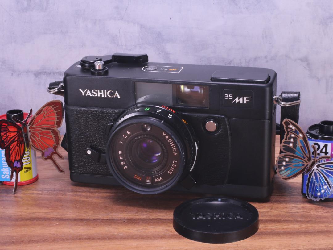 YASHICA 35 MF コンパクトフィルムカメラ YASHICA 35 MF コンパクトフィルムカメラ YASHICA 35 ¥9,800（中古