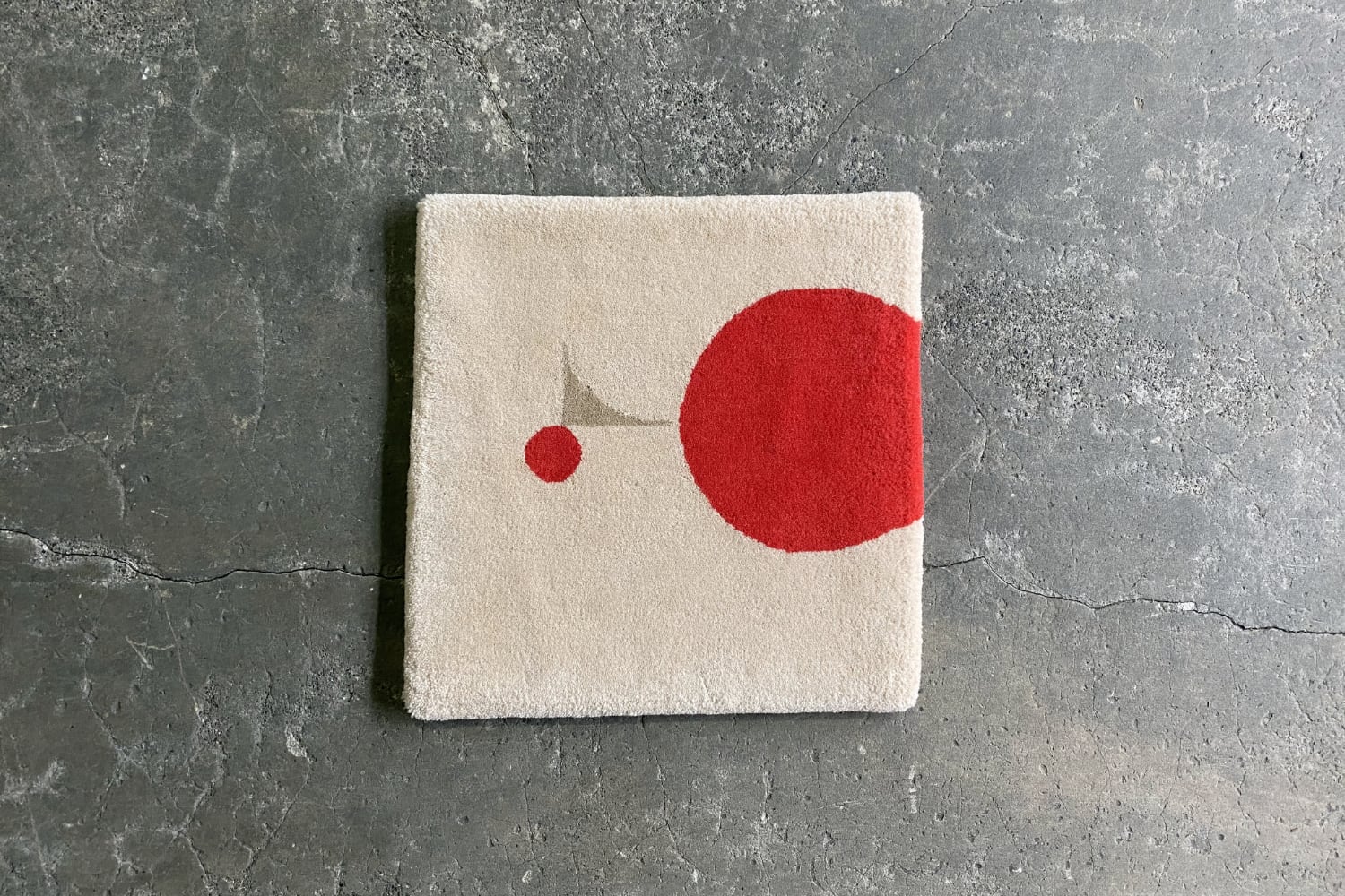 sakuranbo | 米沢緞通・滝沢工房｜Yonezawa-Dantsu・Takizawa-Kobo