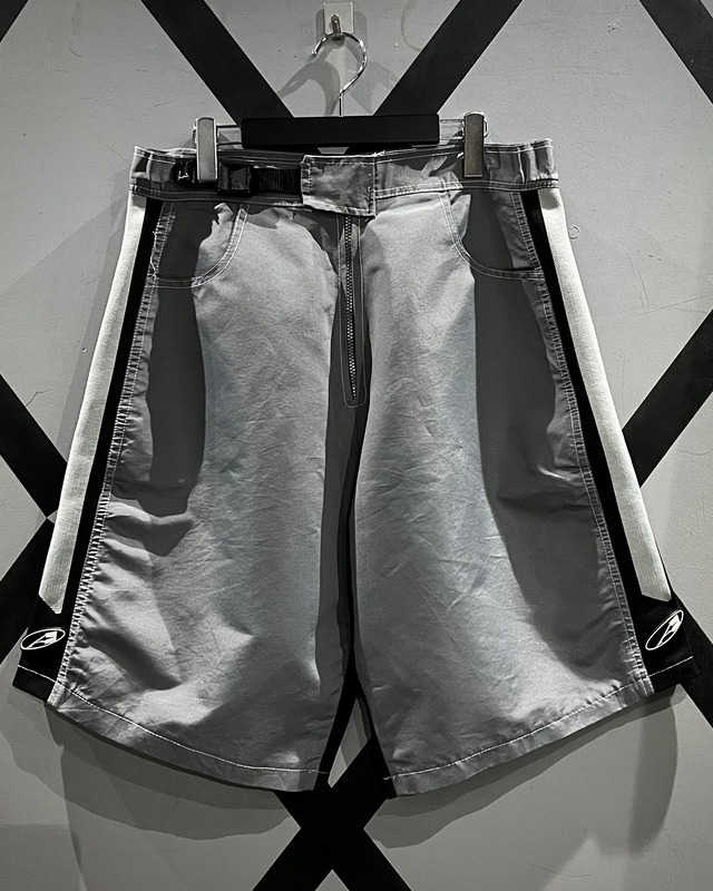 【X VINTAGE】Solid Gray Color Side Line Design Loose Motocross Gear Shorts