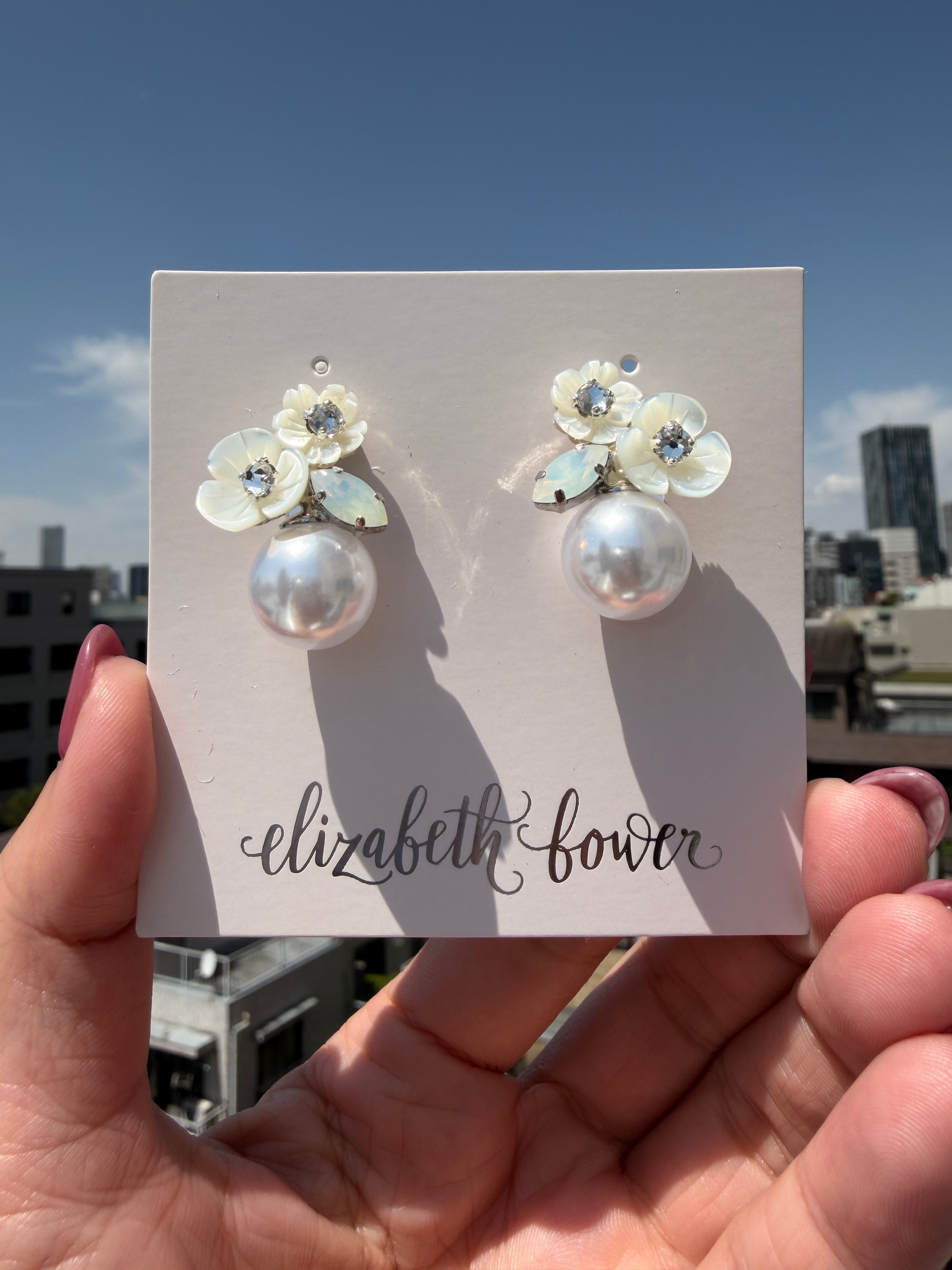 Elizabeth Bower】Trill Duet - Pearl Floralイヤリング