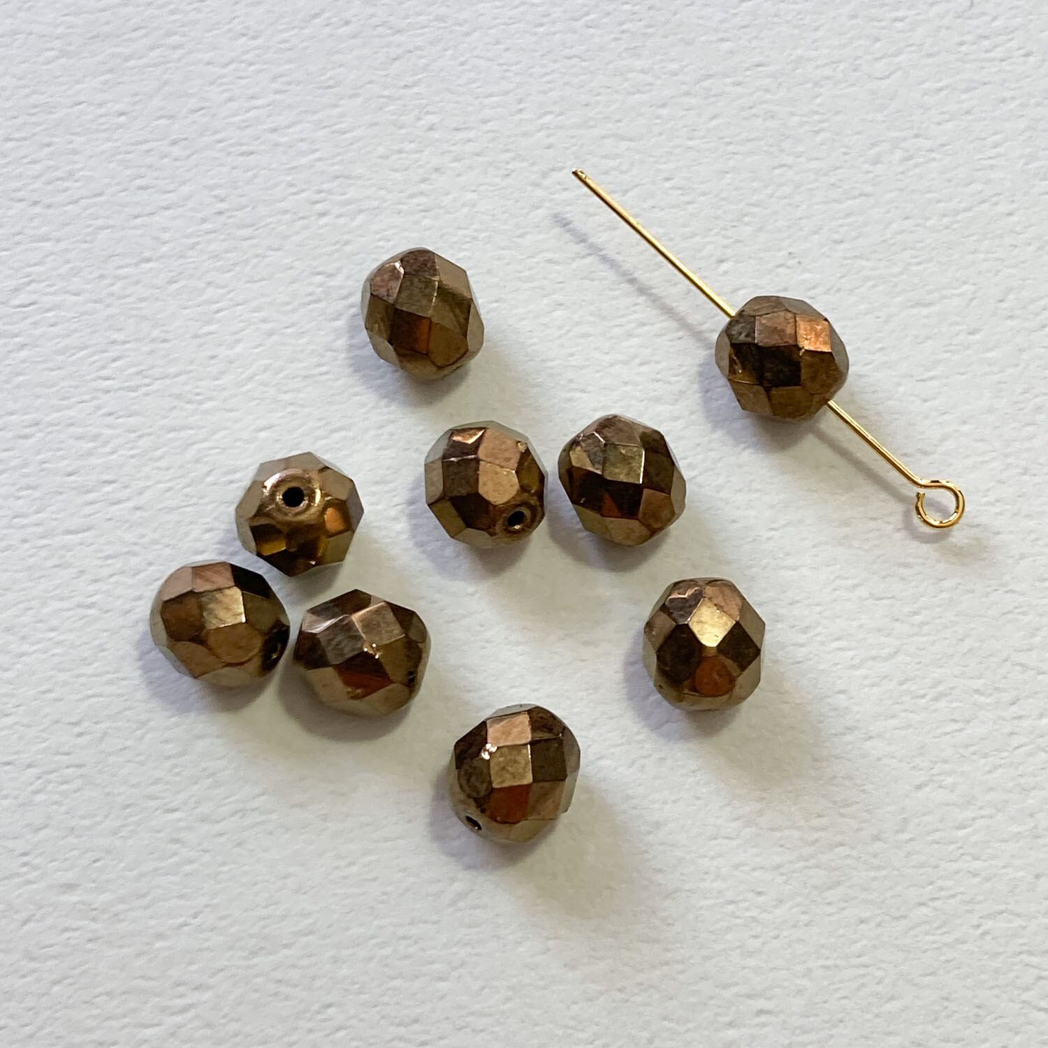再入荷〉チェコ多面カットガラスビーズ（ブロンズ） | Dua