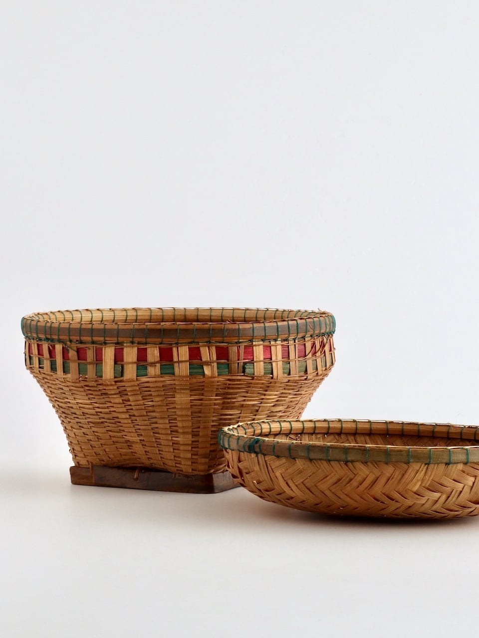 タイ 竹製 蓋付きバスケット L｜Thai Traditional Bamboo Basket with
