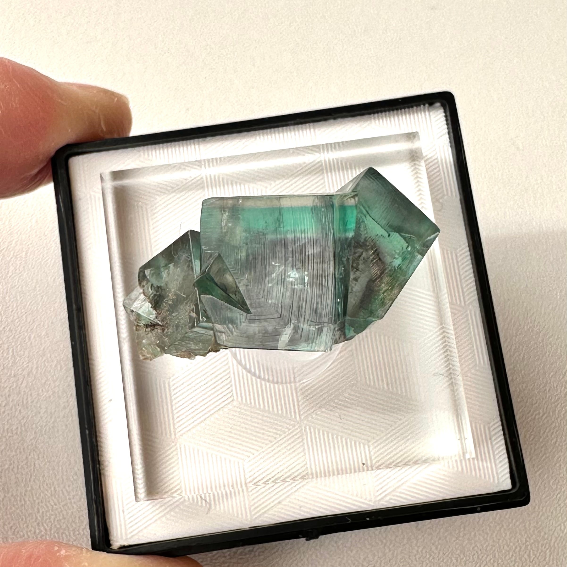 フローライト【Fluorite】イングランド産 | PEANUTS MINERALS