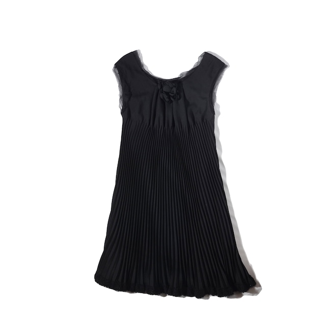 debora sinibaldi   pleated black dress