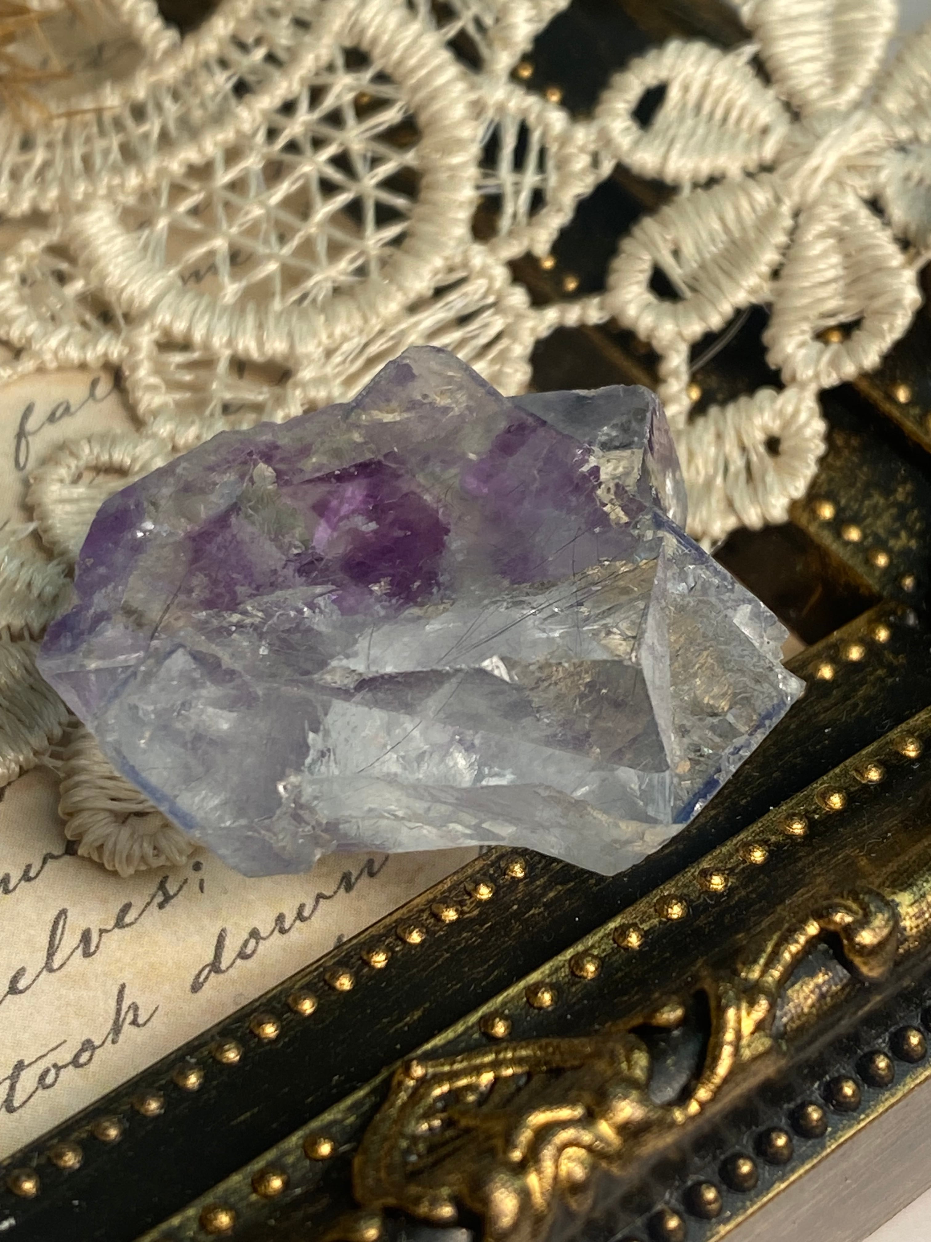 【30g】ヤオガンシャン産 クリアブルーフローライト 煙水晶共生 30g】ヤオガンシャン産 クリアブルーフローライト 煙水晶共生 【公式通販】