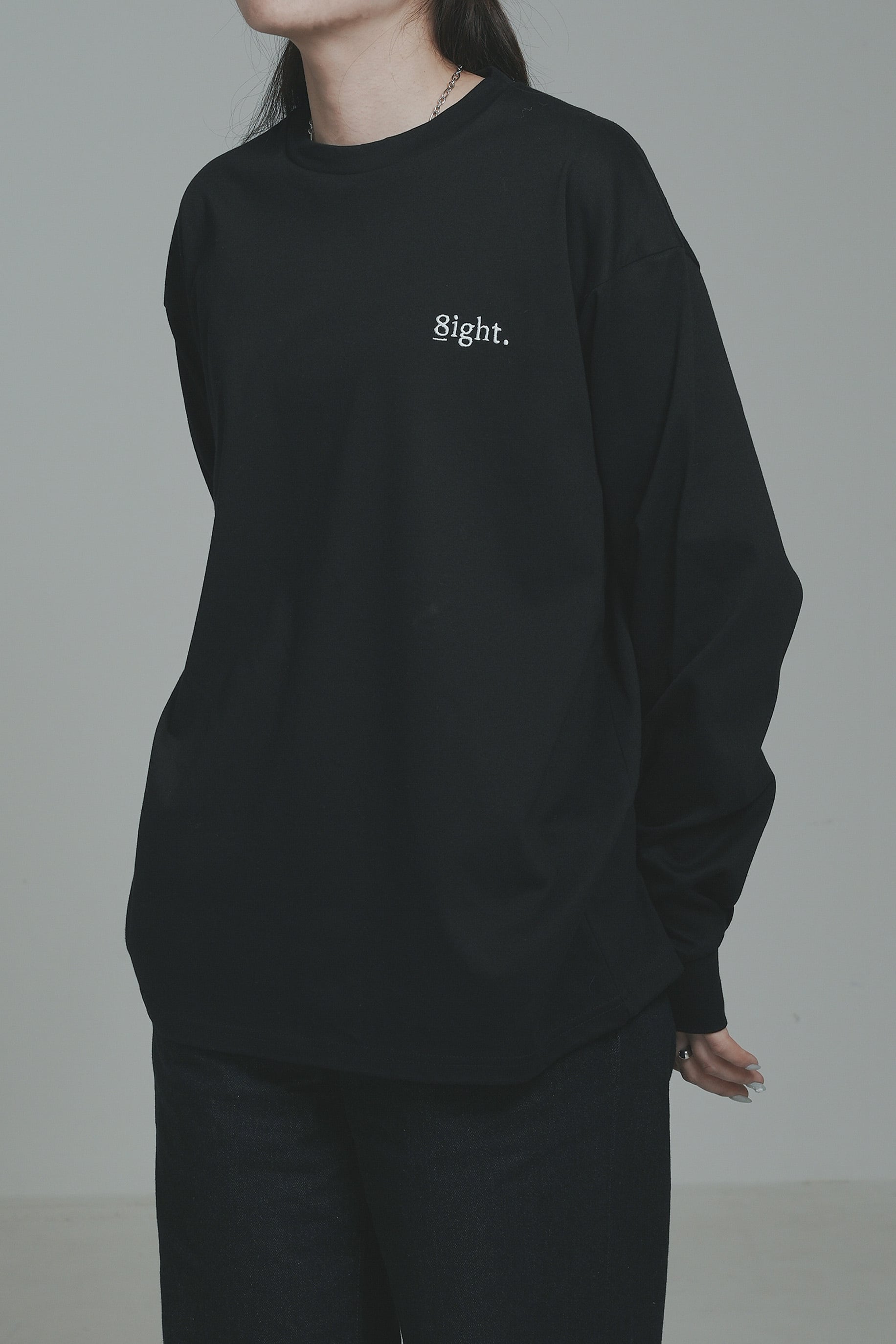 8ight. Long Sleeve T-shirt BLACK | 8ight.