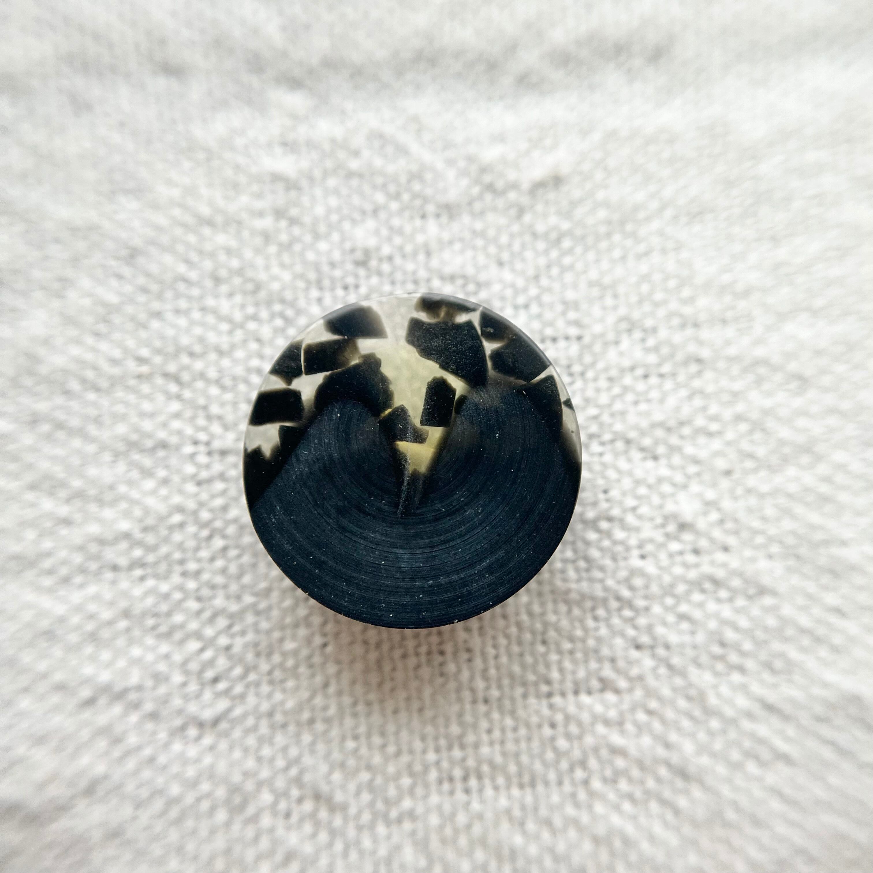 ハーフハート ブラックフレーク 18mm