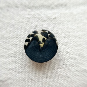 ハーフハート ブラックフレーク 18mm