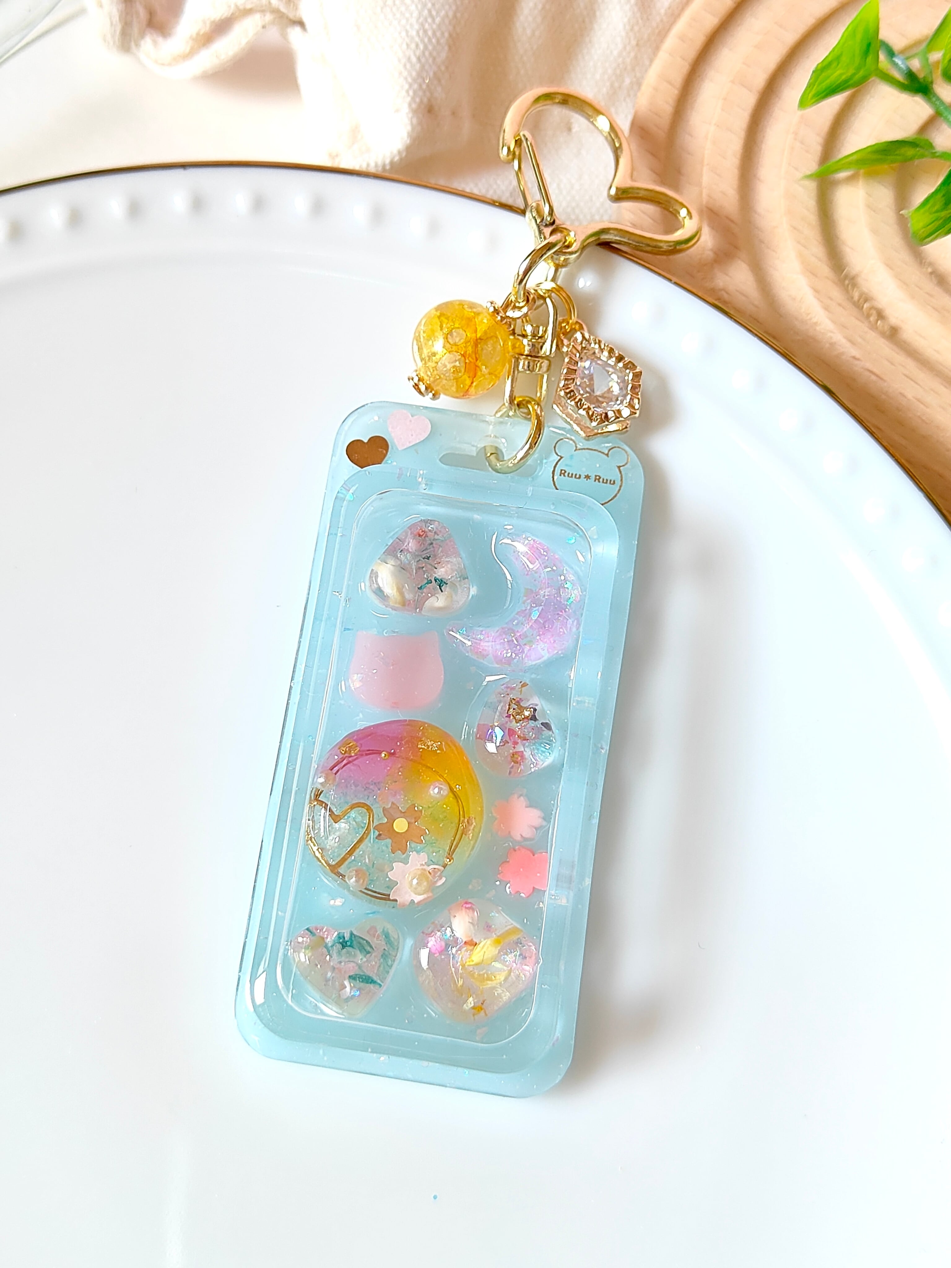 ゆめいろ水面にゃんこヘアゴム レジン | Ruu＊Ruu