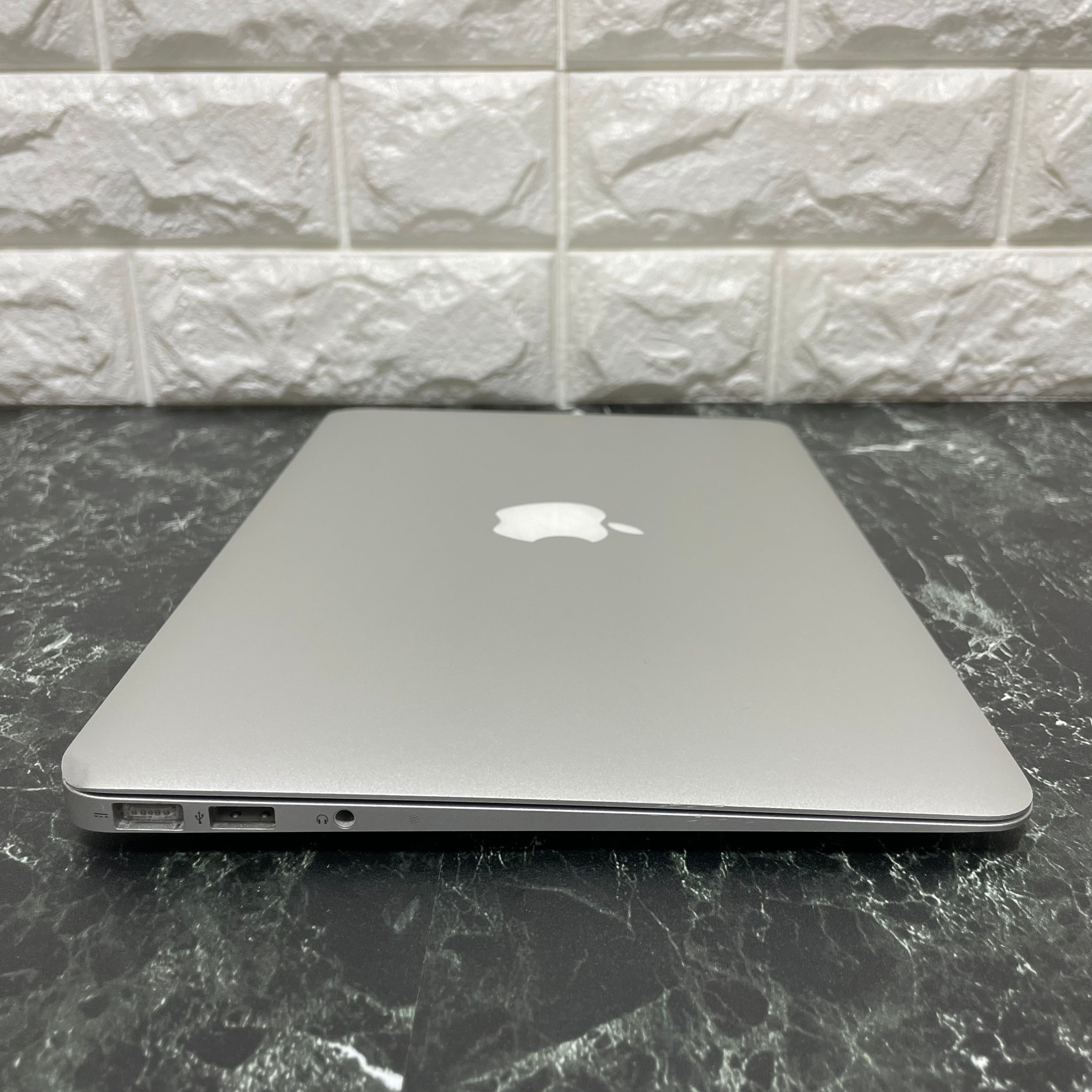 MacBook Air 11インチ2012 i7 SSD500GB 8GB - MacBook本体