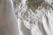 フランス 1900s リネン 貝たちの行進 とろり長いロングワンピースb アンティーク