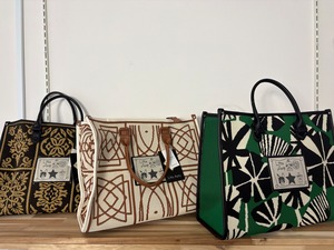 【BAG】マダム　スクエアトート　Z4490-1