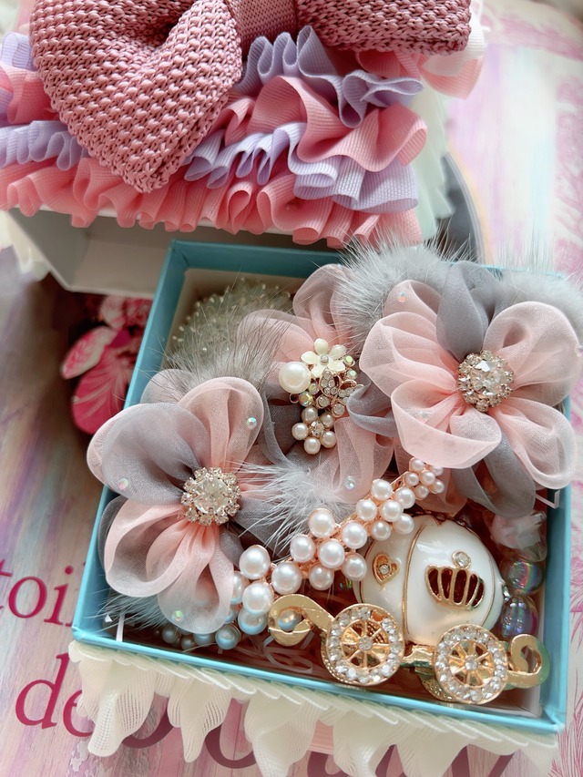 ＜one-off＞ビジューアクセテトリスBOX＜ファーフラワー＞
