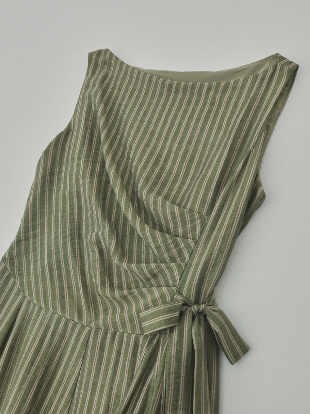 Feuille Sleeveless Stripe Wrap Dress F0695