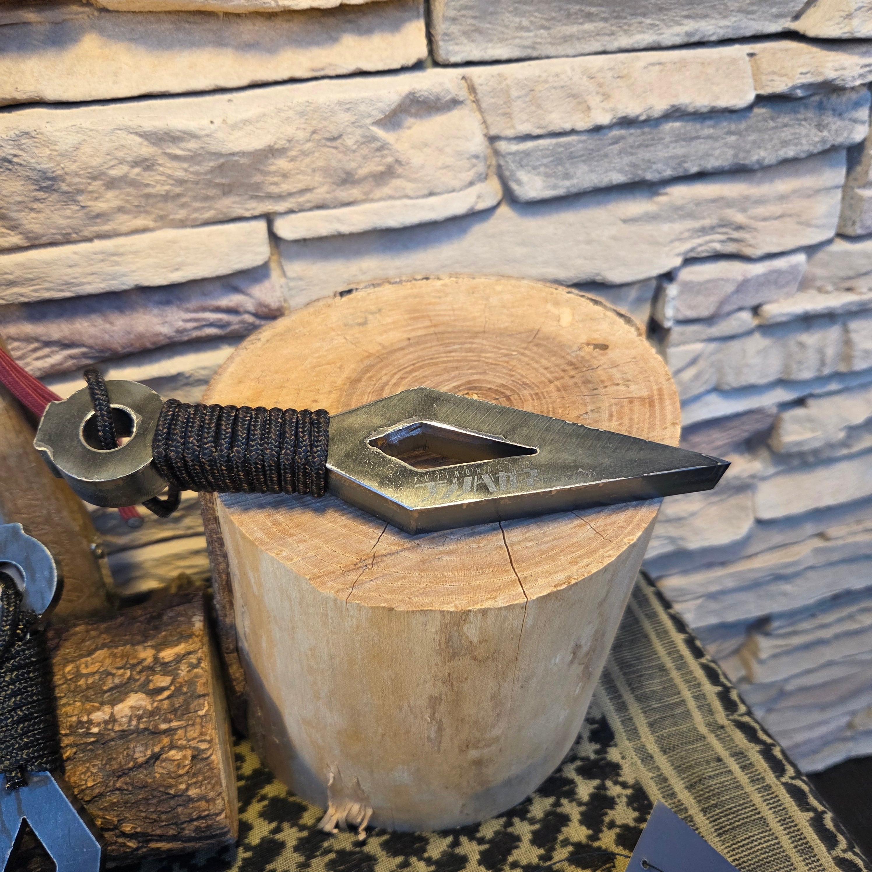 フジノハガネ】最強 クナイさんTOUGH －タフネス極まる進化系 | CAMP