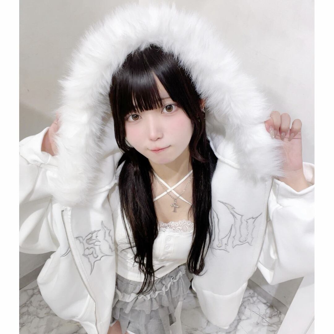 近日発売予定】メタルクロスフードファーZIPパーカー(裏起毛