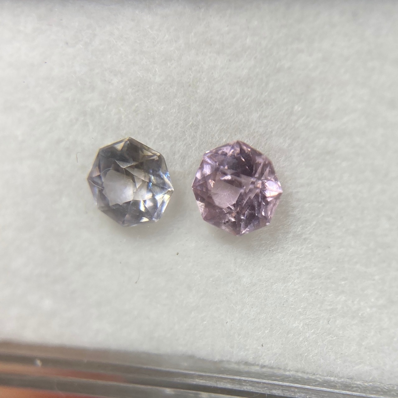 お花みたいなスピネル 約5.0mm 2点セット No.25