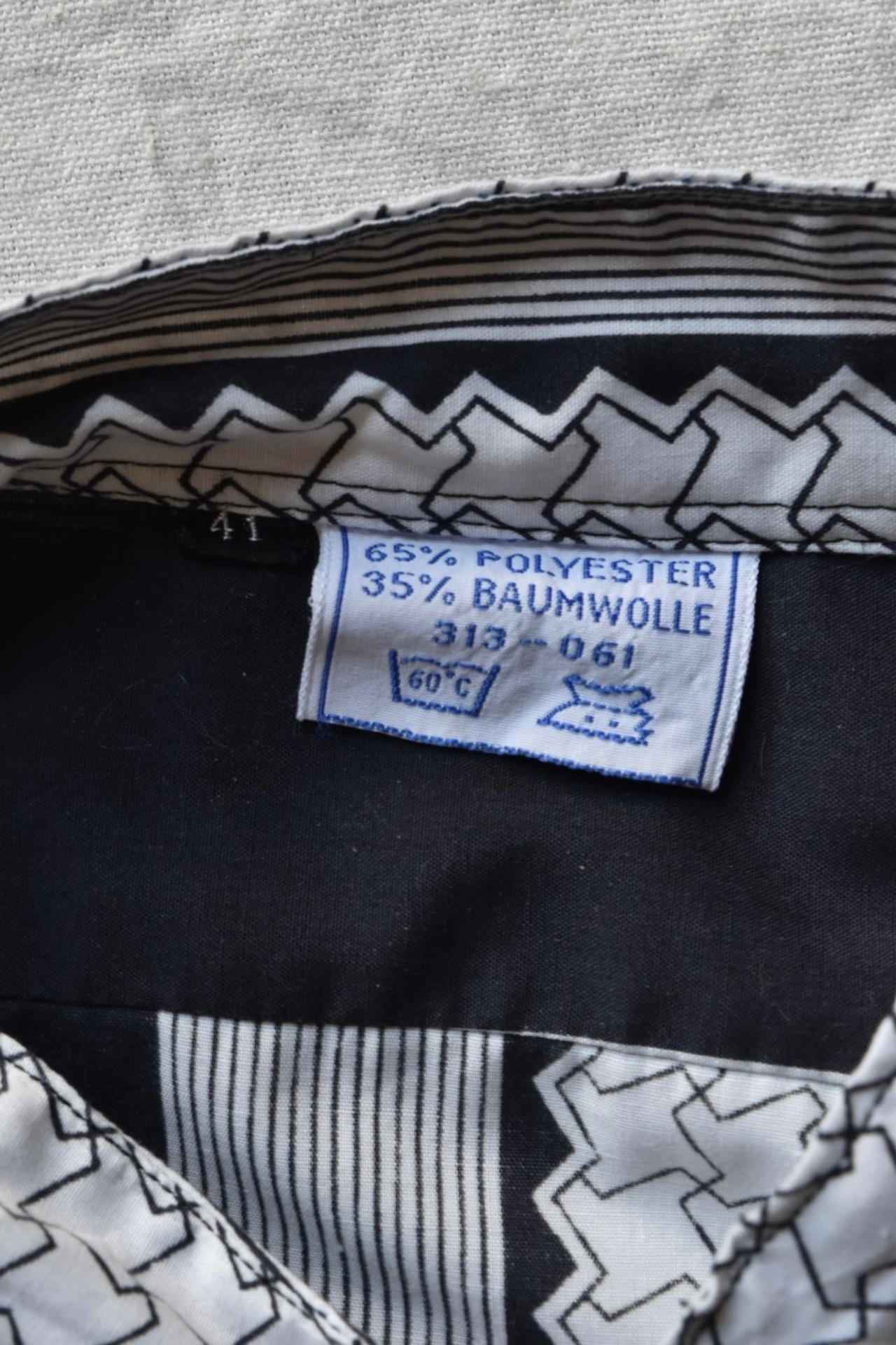 Tiling Star Pattern Shirt