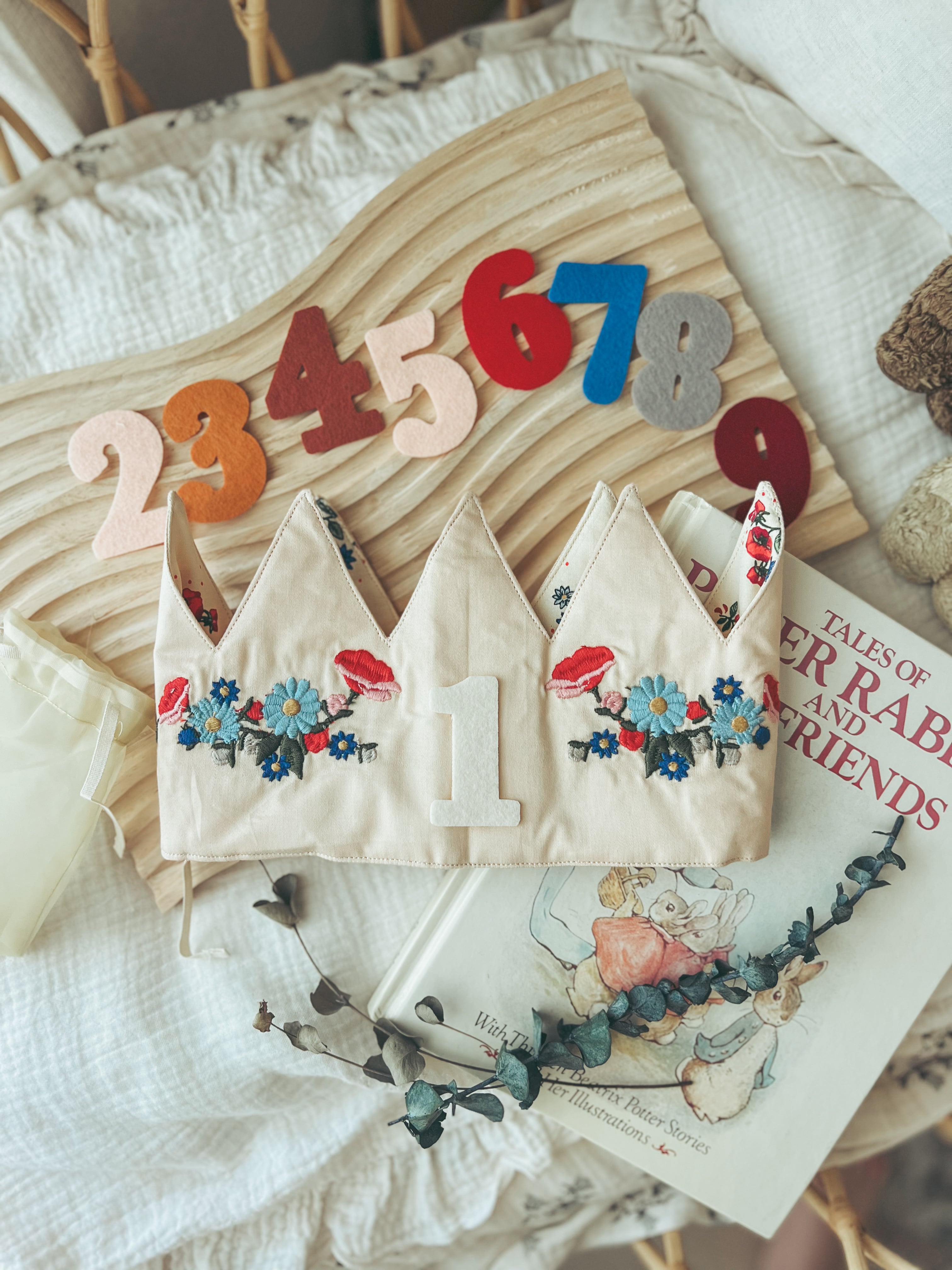 BIRTHDAY CROWN FLOWER【Konges Sloejd コンゲススロイド】バースデー
