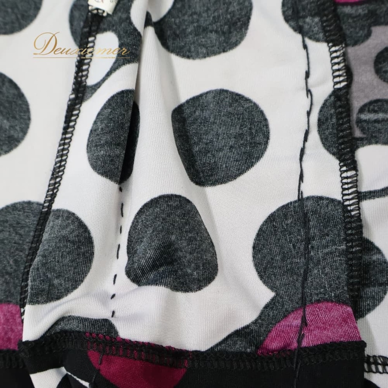 フラメンコ 衣装 トップス ブラウス ファルダ スカート ツーピース セットアップ ブラック系 ホワイト系 グレイ系 パープル系 紫 黒 白 ピンク 華やか 伸縮 ストレッチ フリル 水玉 ドット エレガント 舞台用 発表会