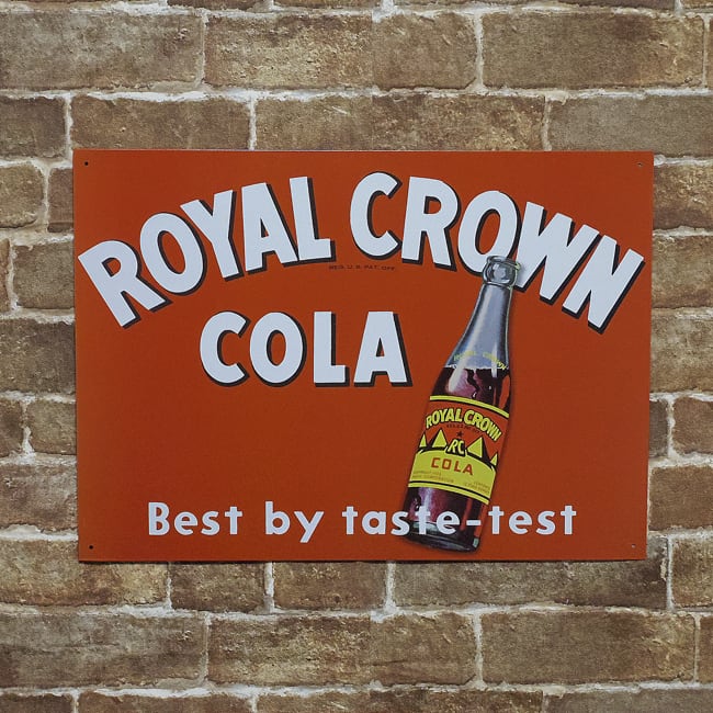 ロイヤルクラウンコーラ（ROYAL CROWN COLA RC makes you feel like