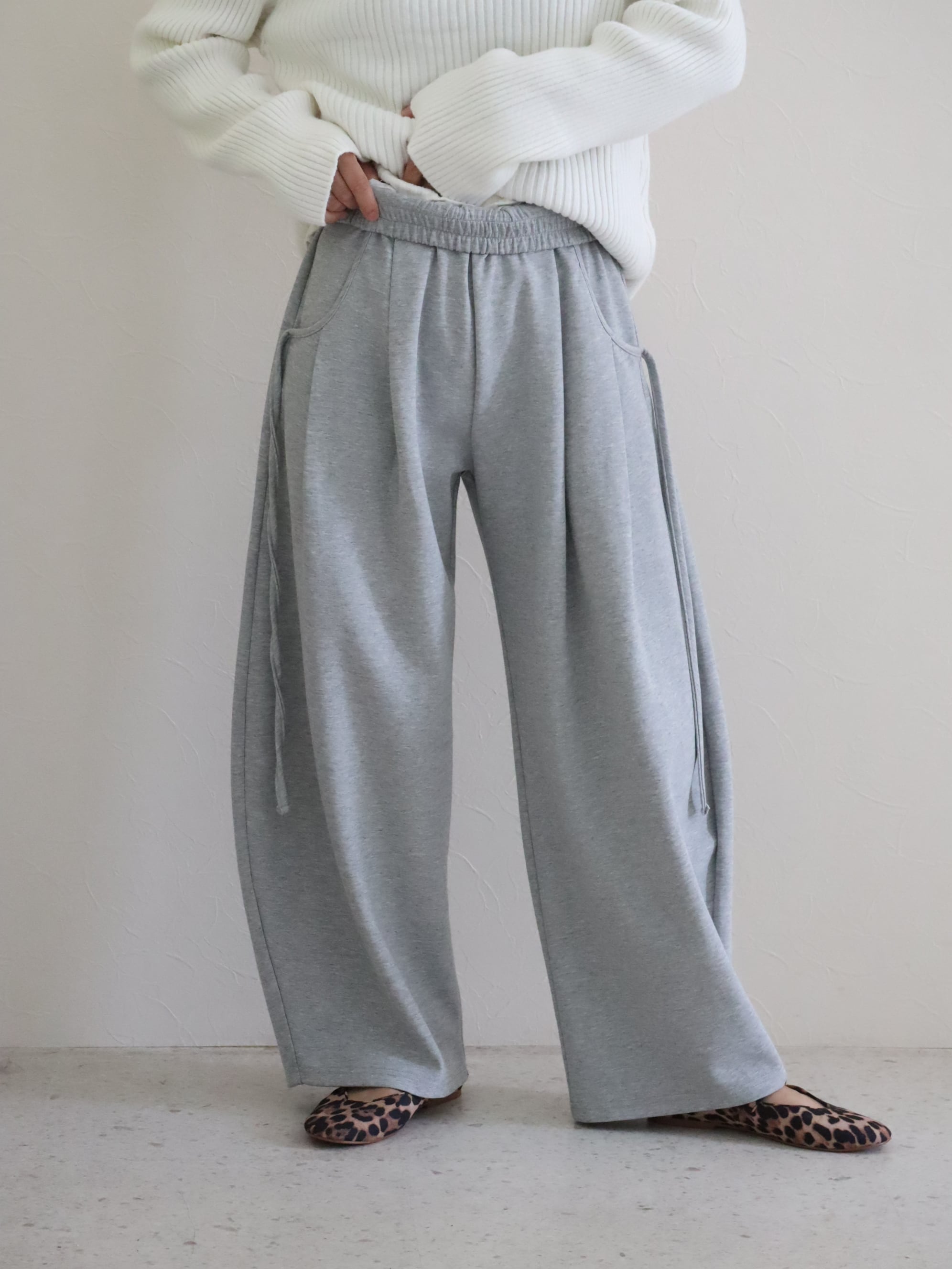 curvy sweat pants | HAILEE
