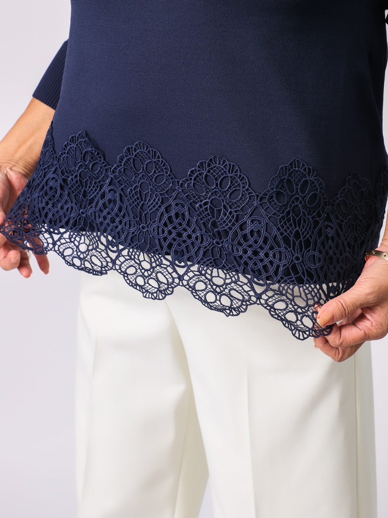 BEATRICE(ケミカルレースニット)