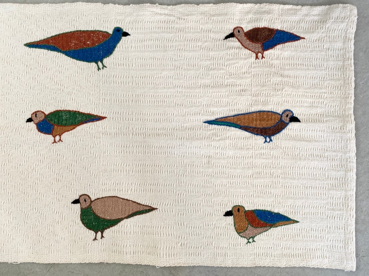 長襦袢 カラフルデザイン　小鳥 刺繍マルチカバー ロング小 鳥12匹モチーフ | Coloridas