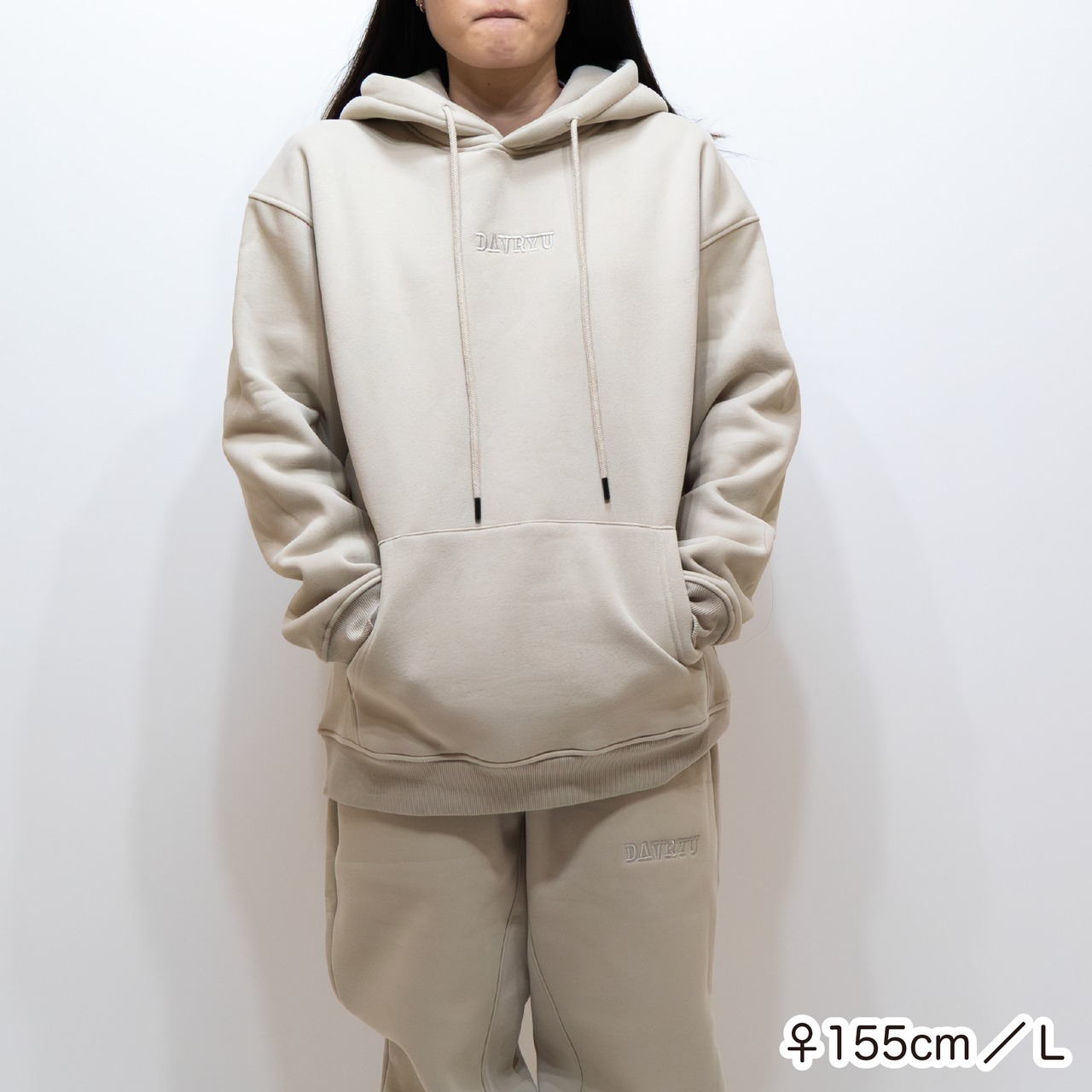 davryu bakudan HOODIE [アイボリー]