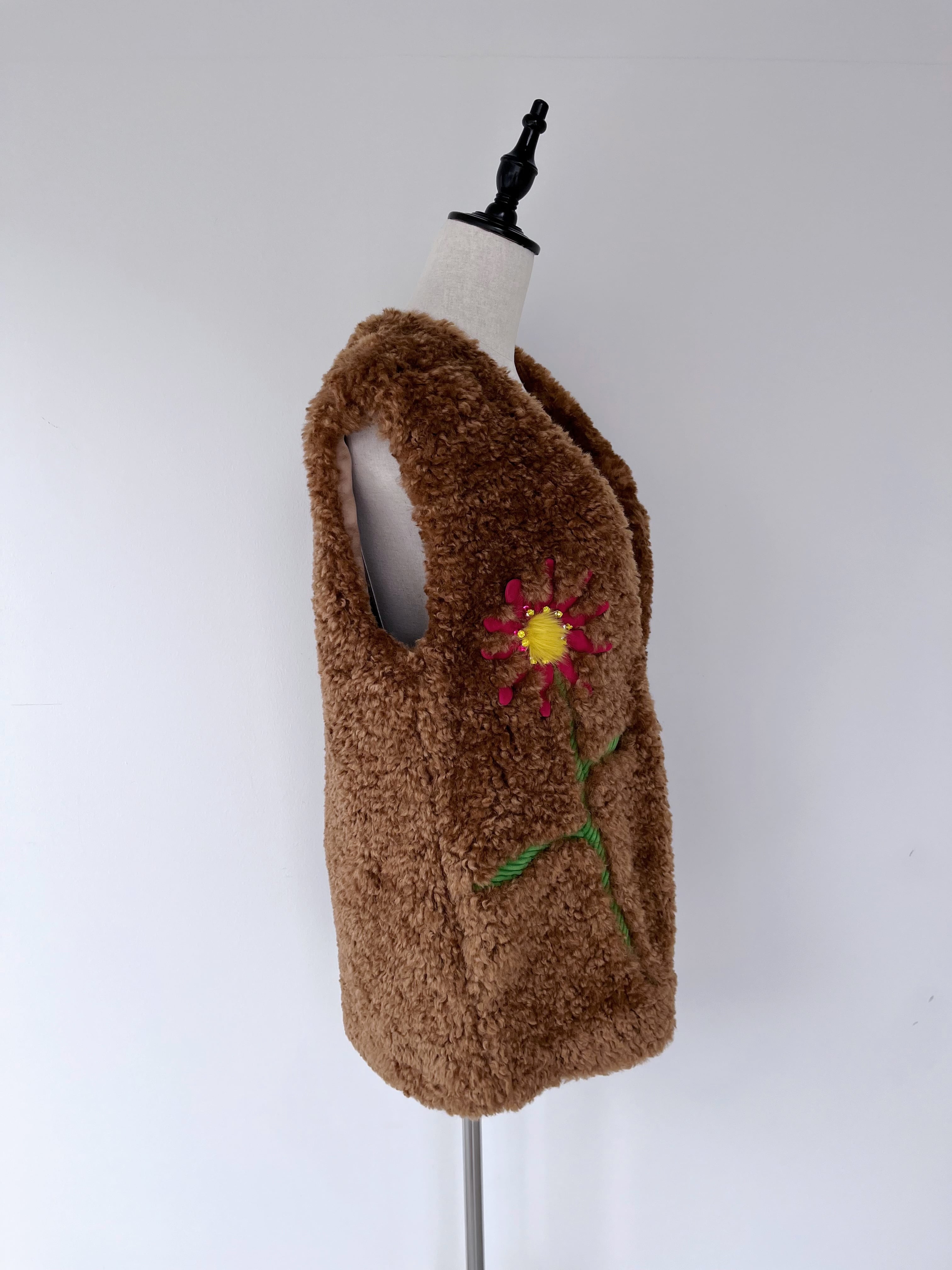 MUVEIL 都忘れ刺繍ベスト | KOKO