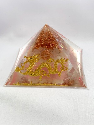 ピラミッド型オルゴナイト・ドラゴン【ローズクォーツ・＆天然水晶】オーダー受付中です