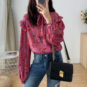 トップス シフォン シャツ ブラウス 花柄 フローラル フリル ボウタイ リボンタイ パフ袖 パフスリーブ 折り目 オルガン プリーツ 長袖 袖あり 大きめ ゆったり ルーズ ゆる 華やか 個性的 主役級 存在感 大人可愛い かわいい 可愛い 大人女子 おしゃれ お洒落 通勤 通学 学生 お出かけ デート 旅行 休日 普段着 普段使い 着回し レディース 10代 20代 春 秋 大きいサイズ L XL 2XL 3XL 4X 1077